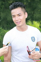 组图：梁烈唯拍新剧练体能 否认受TVB力捧