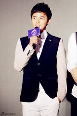 组图：叶祖新《步步惊情》现S曲线