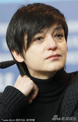 组图：全景单元片《墙》发布会 玛蒂娜领衔亮相