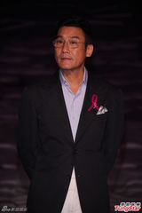 组图：梁家辉断骨恢复好 入围金马影帝将出席