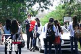 组图：《一场爱情》郭品超甜蜜约会张静初