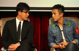 组图：《合伙人》北大交流 三主演兑现5亿激吻