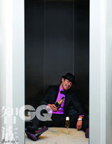 组图：胡兵另类时尚诠释《GQ智族》秋冬大片