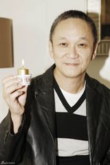 高清组图：《十月围城》群星拍大片送圣诞祝福