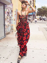 明星爱街拍42期：花朵和格子的碰撞(组图)