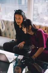 组图：佐佐木希褪去清纯可爱挑战冷艳吸血鬼