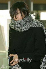 幻灯： 张东健元斌宋承宪飞往日本参加见面会