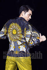 组图：霍政谚登杂志   重塑巴洛克展型男本色