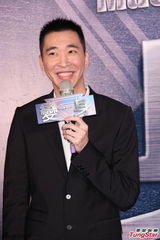 组图：陈柏霖新片《变身》首映 郭雪芙迟到致歉