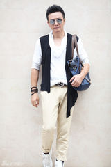 组图：魅力型男张岩 演绎明朗出游风