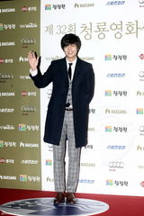 组图：第32届韩国青龙电影奖颁奖典礼群星闪耀