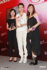 组图：容祖儿幻想有另一半 陈伟霆否认拍裸照