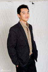 幻灯图：郑恺《杜拉拉升职记》造型曝光 阳光帅气