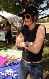 幻灯图：科切拉音乐节Jay-Z碧昂斯飙歌 希尔顿捧场