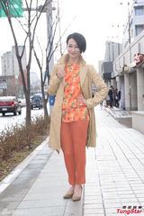 组图：惠英红新片韩国取景从影多年首遇低温症