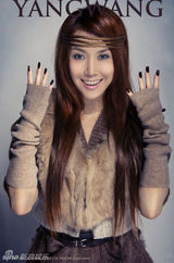 幻灯图集：王蓉整容后写真曝光 华丽转身风格多变