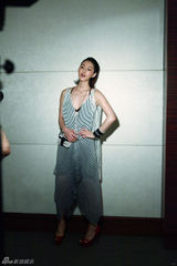 组图：陈燃飘逸大气现身上海 IT GIRL成时尚宠儿