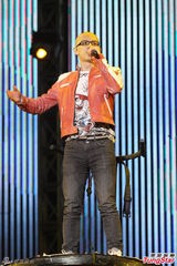 组图：王心凌不谈新恋情 罗志祥庾澄庆比拼热舞