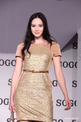 组图：时尚篇春夏服装汇演 张彤吴妍君周莹走秀