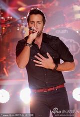 组图：55届格莱美提名音乐会 Fun.魔力红献唱