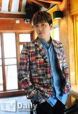 高清图：FT李洪基自曝常去夜店 新片吻戏被删