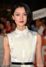 组图：陈可辛撑《合伙人》首映 杜鹃文艺范十足