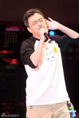 幻灯图集：陈升连续16年跨年开唱 左小祖咒当嘉宾