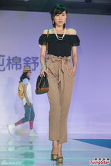 组图：台湾男星王传一出道十年首接代言