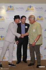 组图：黄德斌积极健身练肌肉 与史毕兹同台活动