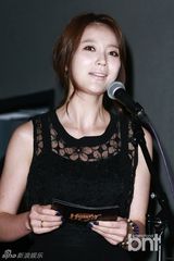 组图：韩团HoneyG举行出道专辑发售纪念发布会