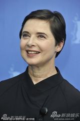 高清组图：柏林评审团成员发布会 小金熊奖杯闪耀