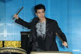 组图：王力宏个唱彩排击鼓呐喊 全员“火力全开”