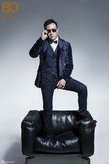 组图：胡军登《BQ》封面展冷峻霸气