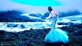 组图：尚雯婕冰岛拍摄天价MV 穿越极光造型曝光