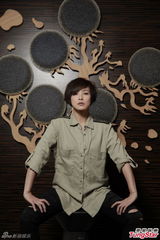 组图：何韵诗谈梅艳芳 感激放心里无需仪式