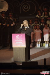 香港办文艺晚会庆国庆 霍震霆称不办百日宴(图)