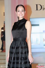 组图：熊黛林学会珍惜跟前人 穿平底鞋否认有喜