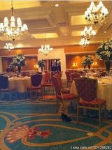 组图：赵薇携夫为爱女摆周岁宴 请小丑玩杂技放烟火