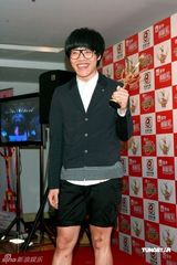 幻灯图：音乐风云榜十年盛典 星级艺人盛装出席