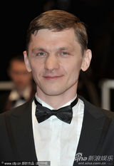 幻灯图集：《我的欢乐》戛纳首映 世界小姐抢镜