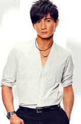 幻灯图：吴奇隆最新时尚帅气写真尽显熟男魅力