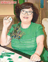 组图：沈殿霞逝世五周年 经典旧照忆肥肥