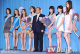 组图：韩团T-ara出席净化网络环境宣传仪式