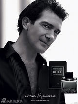 幻灯图集：卡戴珊化身空中美人 明星香水广告大放送