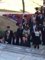 组图：米歇尔访华穿拼接裙大气 彭丽媛陪同出行