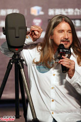 组图：马修连恩音乐会元旦起跑 三岁儿子独爱王心凌