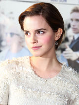 组图：艾玛-沃特森亮相《我与梦露的一周》首映礼