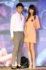 组图：刘子千发新专辑 尊称蔡依林女神