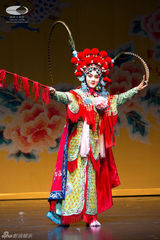 组图：《风雪夜归人》首演 余少群程莉莎演绎凄恋