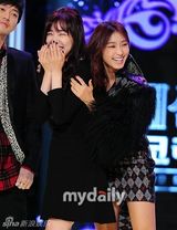 组图：少时TiffanySistar宝拉性感卖萌秀美腿